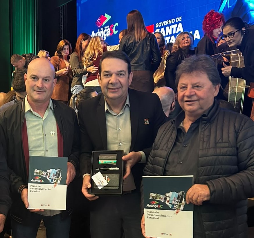AMESC participa da apresentação dos programas estratégicos para Santa Catarina