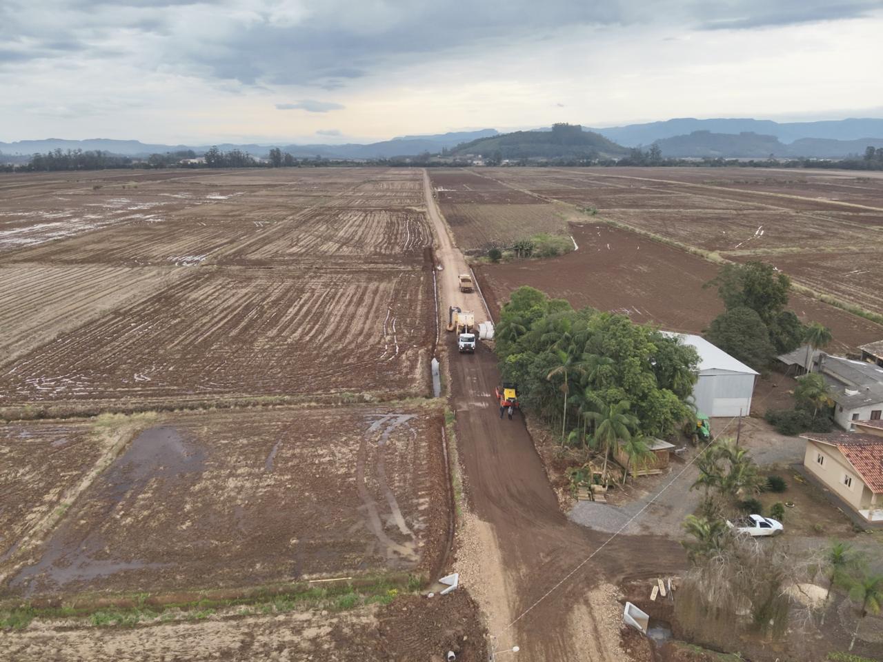 Administração Municipal executa mais uma obra estratégica na Linha Contessi