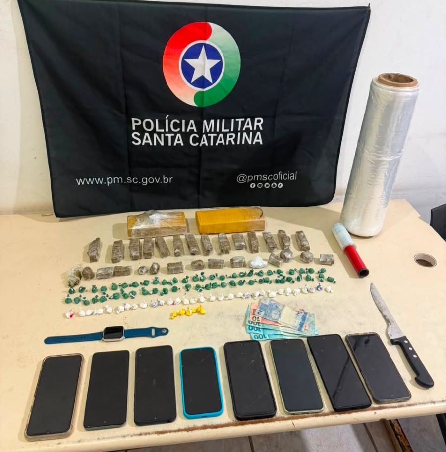 Em Turvo, PM prende três traficantes com mais de um quilo e 300 gramas de maconha 